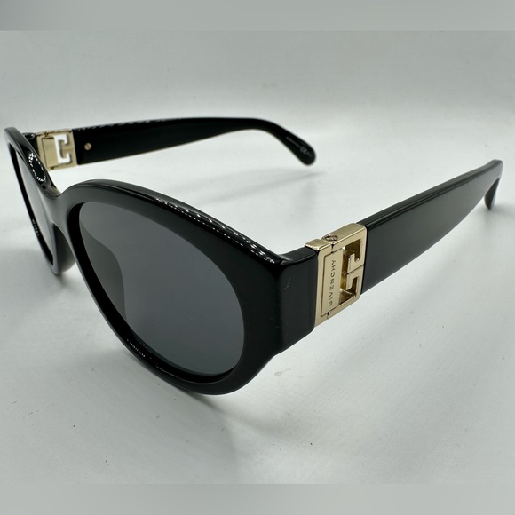 Givenchy Logo Oval Sunglasses, made in 🇮🇹 Italy‼️100% Authentic ‼️ - Picture 16 of 16